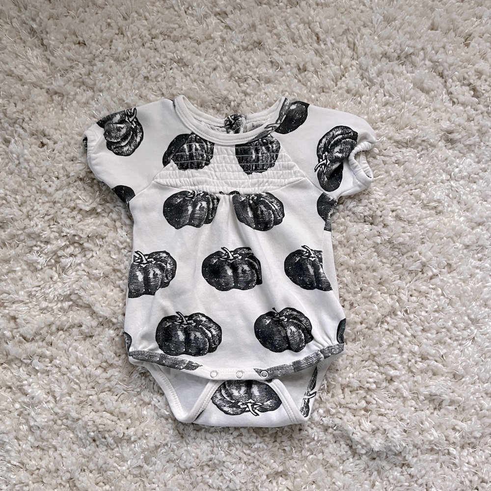 Kate Quinn pumpkin onesie